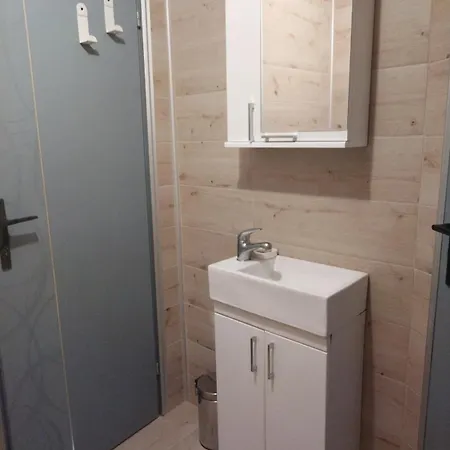 Апартаменты Miona Гуча